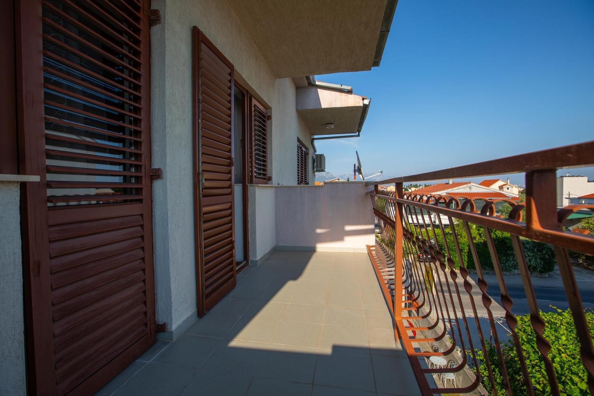 Apartman Dugec Apartment Kastela Exterior photo